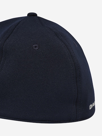 mėlyna OAKLEY Sportinė kepurė 'TINCAN'