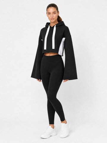 SCR. Sweatshirt 'NISHA' in Zwart