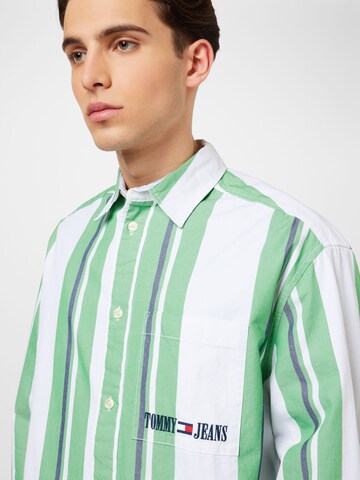 Tommy Jeans Regular fit Button Up Shirt in Green