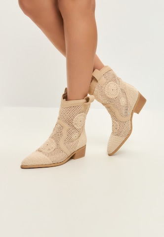 CESARE GASPARI Cowboylaarzen in Beige