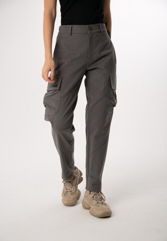 Effilé Pantalon cargo ET Nos en gris