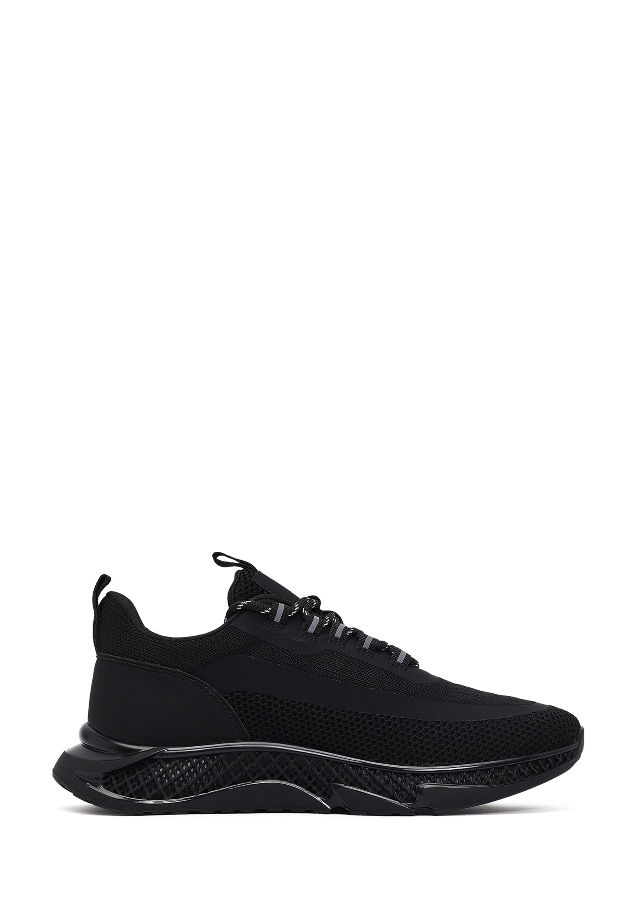 Sneaker bassa di Derimod in nero
