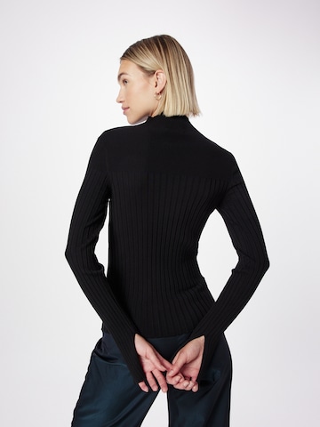 Calvin Klein Sweater in Black