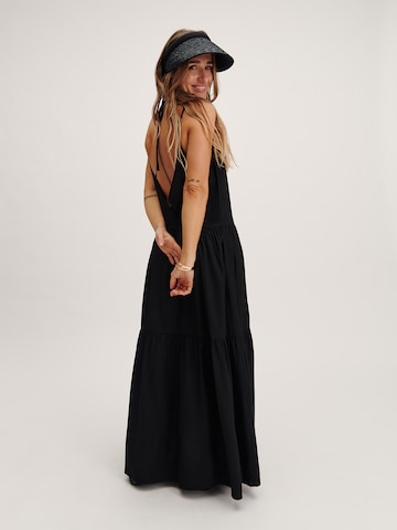 Tatiana Zidekova Ruha - fekete