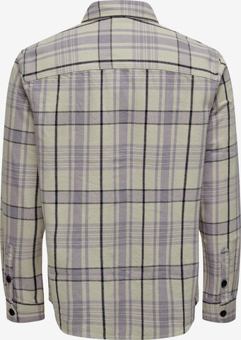 Coupe regular Chemise 'Milo' Only & Sons en violet