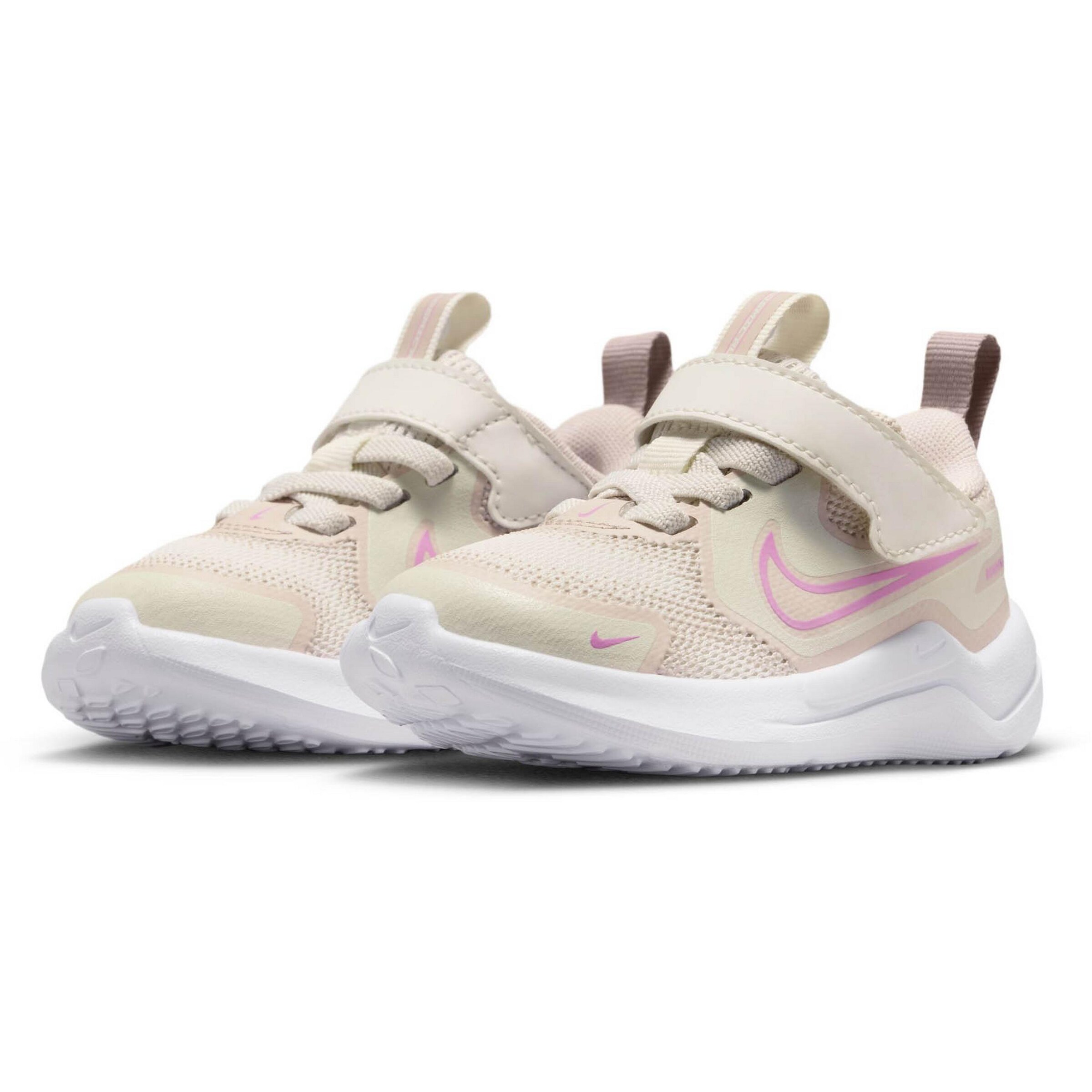 NIKE Sneakers 'Cosmic Runner' in Beige