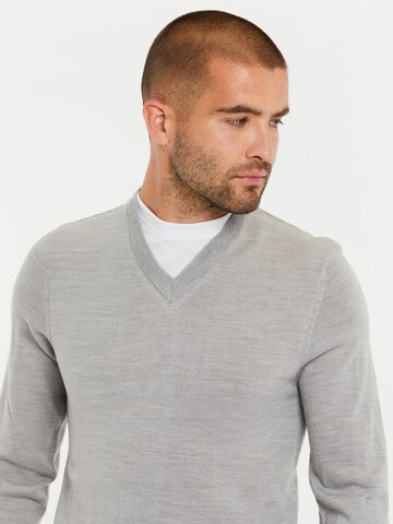 Threadbare Pullover in Grau