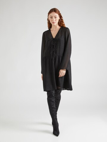 modström Φόρεμα 'Gracelle' σε μαύρο: μπροστά