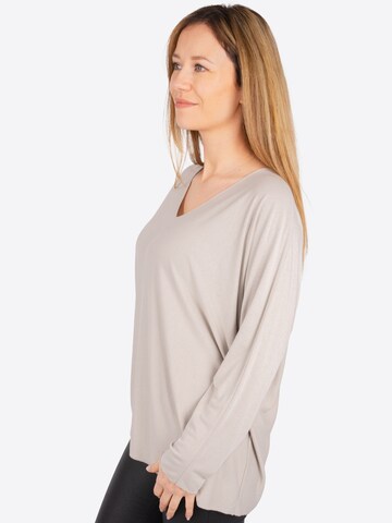 Seasons of April Shirt 'Maya' in Beige