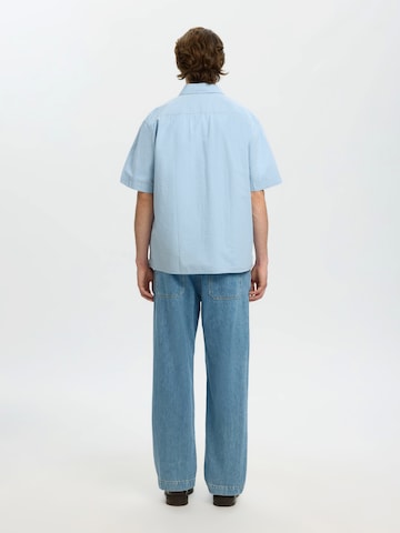 SELECTED Comfort Fit Paita 'SLHRLXSTUART' värissä sininen