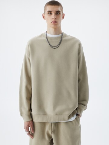 Pull&Bear Sweatshirt in Beige: front