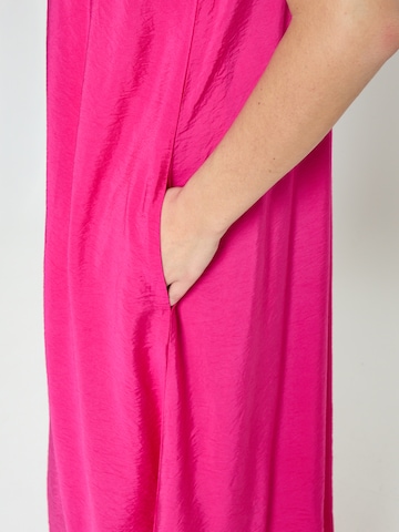 Peppercorn - Vestido 'Opeya' en rosa