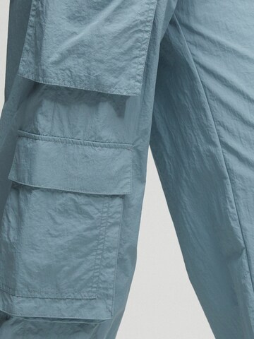 Effilé Pantalon cargo Pull&Bear en bleu