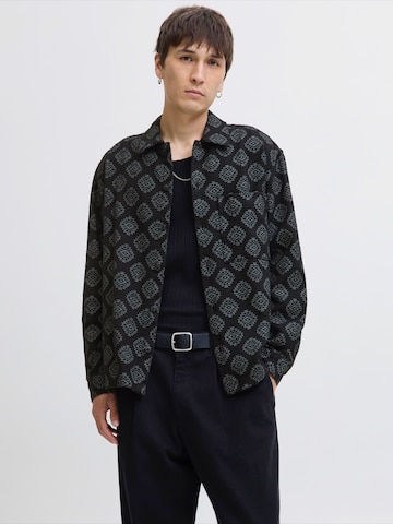 JACK & JONES Tavaline suurus Triiksärk 'JJAZTEK', värv must: eest vaates
