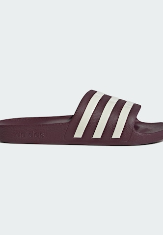 Claquettes / Tongs 'Adilette Aqua' ADIDAS PERFORMANCE en rouge