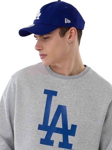 regular Pantaloni sportivi 'Sudadera new era gris dodgers mlb regular crew neck losdod 6' di NEW ERA in grigio