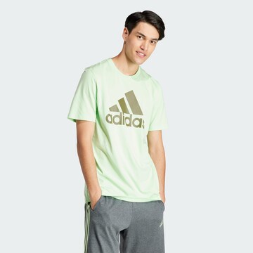 T-Shirt fonctionnel 'Essentials' ADIDAS SPORTSWEAR en vert : devant
