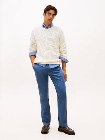 TOMMY HILFIGER Regular Chino in Blauw