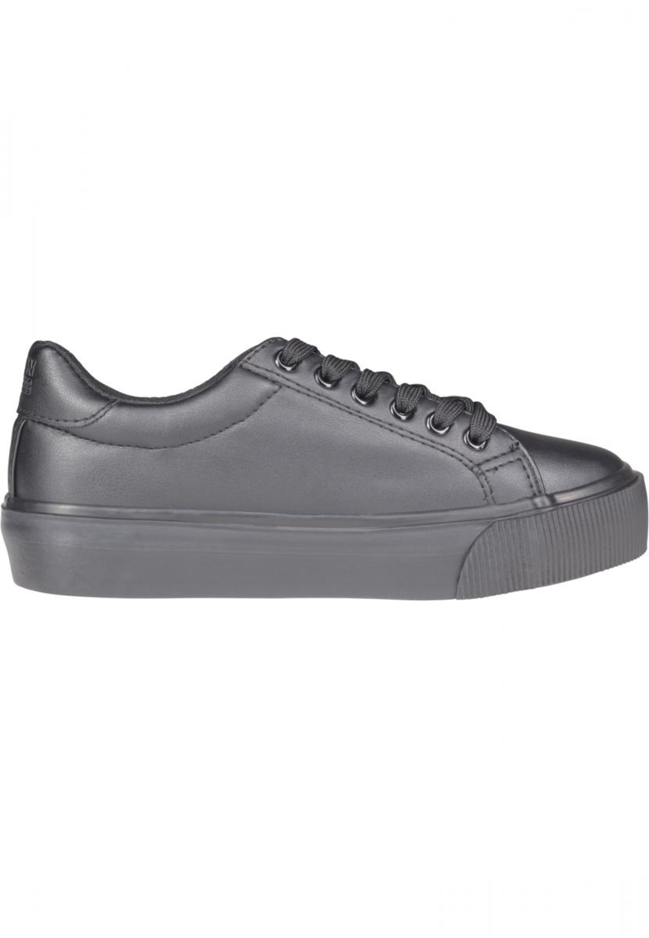 Urban Classics Sneakers in Black