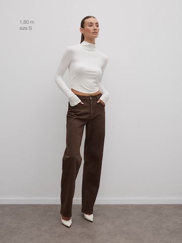 RÆRE by Lorena Rae Shirt in Wit