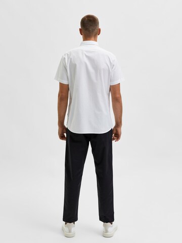 SELECTED HOMME - Ajuste regular Camisa 'Rick' en blanco
