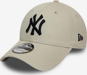 Cappello '9Forty League Neyyan' di NEW ERA in beige: frontale