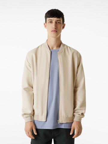 Bershka Between-Season Jacket in Beige: front