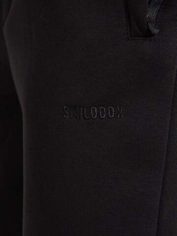 Smilodox Slim fit Trousers 'Evra' in Black