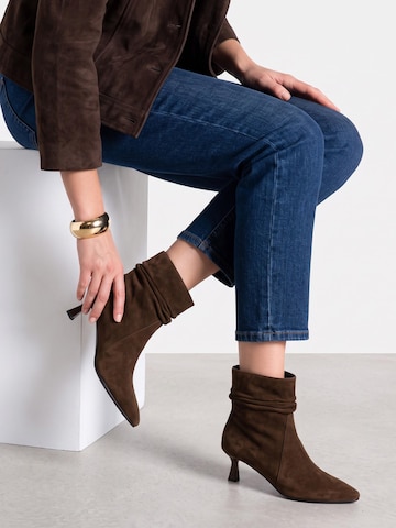 VENEZIA Ankle Boots‌‌‌‌‌‌‌‌‌‌ in Braun: Vorderseite