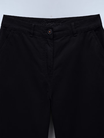 Regular Pantaloni eleganți 'M-Halide' de la NAPAPIJRI pe negru