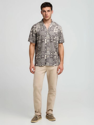 Funky BuddhaRegular Fit Košulja - smeđa boja