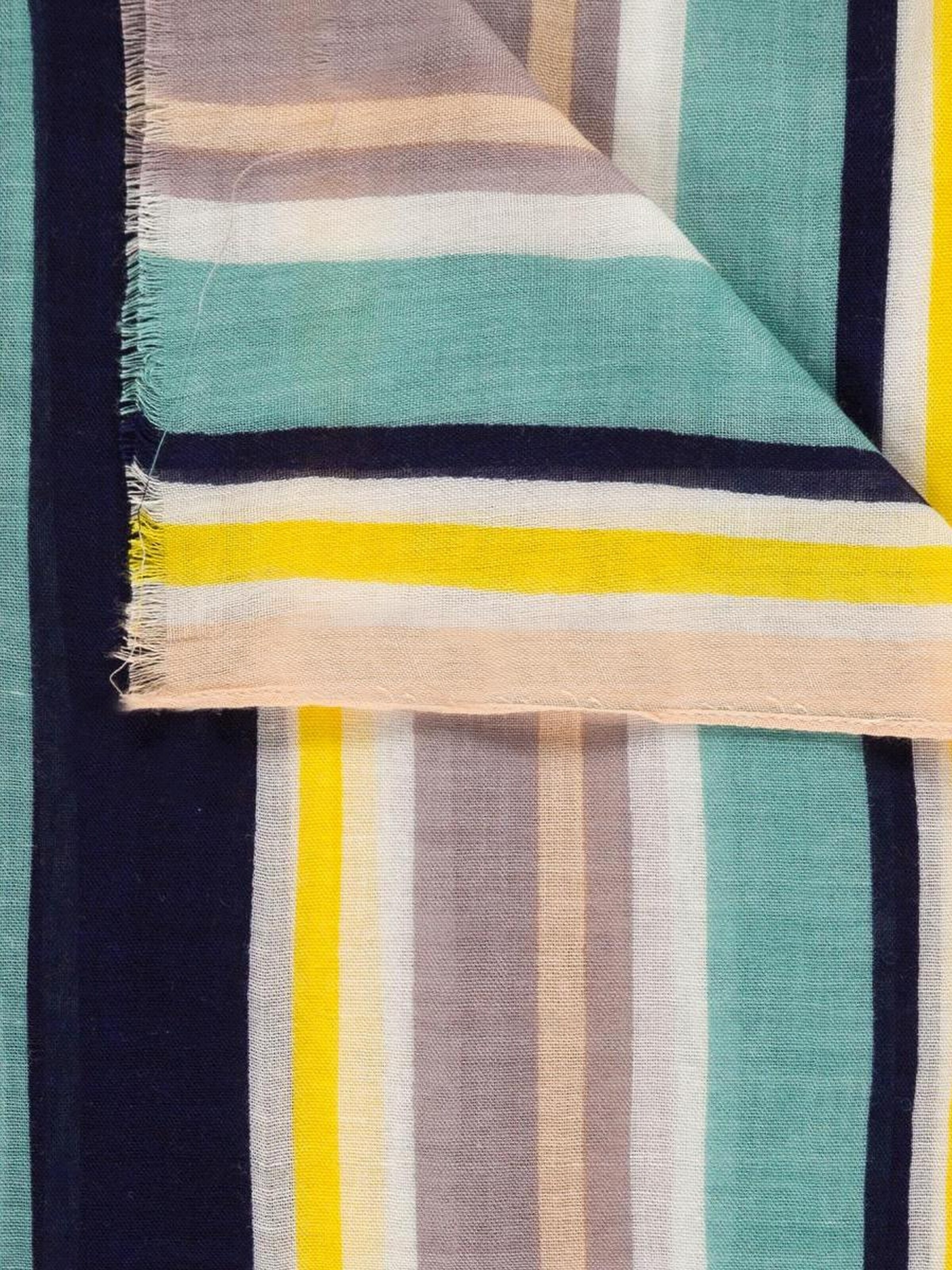 Passigatti Wrap in Yellow