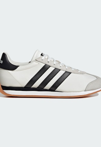 ADIDAS SPORTSWEAR - Sapatilhas baixas 'Runvista' em branco
