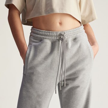 Wide Leg Pantalon de sport ADIDAS BY STELLA MCCARTNEY en gris