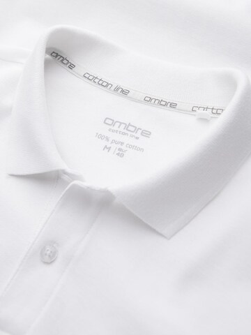 T-Shirt Ombre en blanc