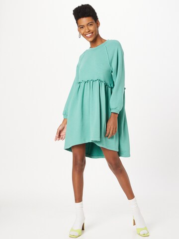 Oasis Dress in Green: front