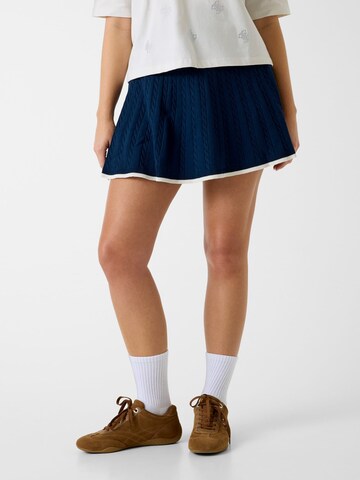 GUESS Skirt in Blue: front