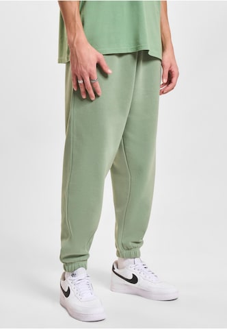 Tapered Pantaloni di DEF in verde: frontale