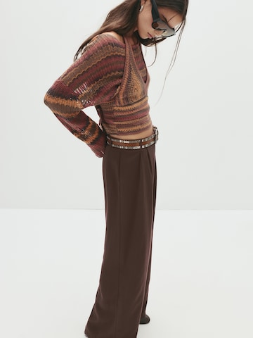 Wide Leg Pantalon à pince Pull&Bear en marron
