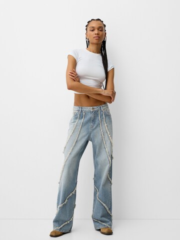 Bershka Loosefit Jeans in Blauw