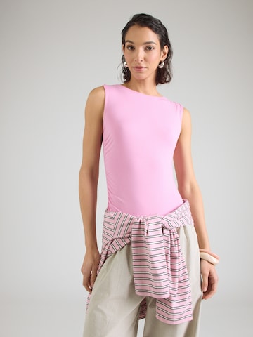 ABOUT YOU Koszula body 'Malena' w kolorze różowy: przód