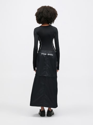 Nike Sportswear - Saia 'SHOX' em preto