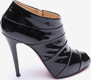 Christian Louboutin Dress Boots in 40 in Black: front