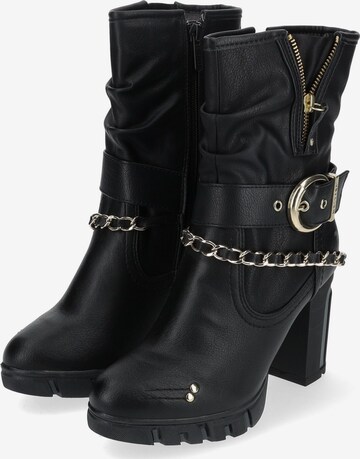 MUSTANG Ankle Boots in Black