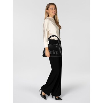 Juicy Couture Schultertasche in Schwarz: Vorderseite