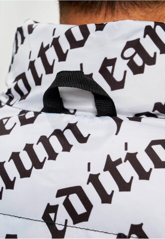 2Y Premium Winterjacke in Schwarz