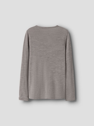 Maglietta di NAME IT in grigio