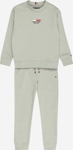 TOMMY HILFIGER Sweatsuit in Green: front
