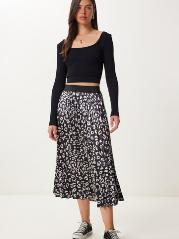 Jupe Happiness İstanbul en noir