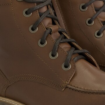Travelin Lace-Up Boots 'Rogaland' in Brown